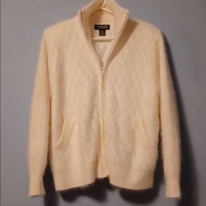 Venesha High Quality Angora zip up sweater vintage! Size Large!